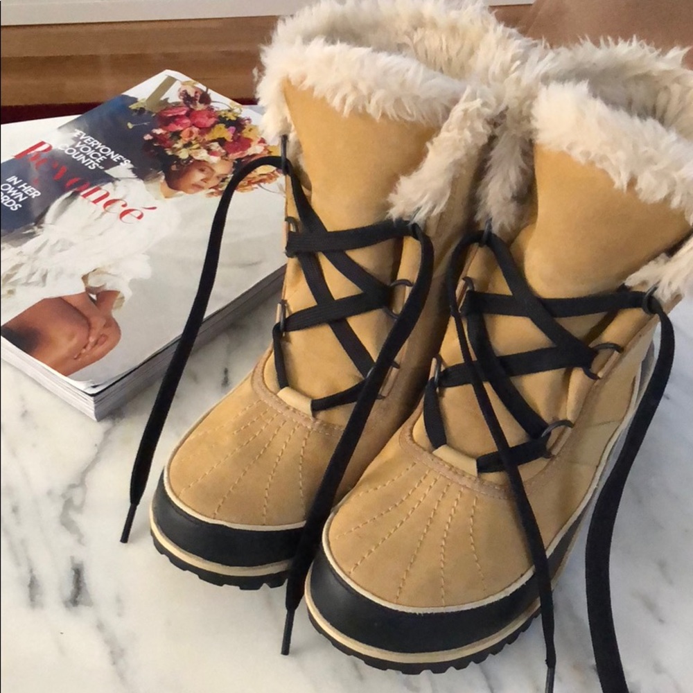 Sorel waterproof winter snow boots